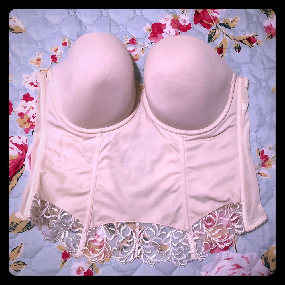 Ivory strapless corset